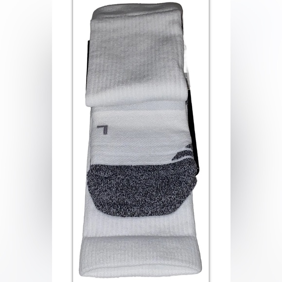 Under Armour UA ArmourGrip Crew Socks 1 Pair Men 4-8 Wmn 6-9 White w Gray Logo - Picture 6 of 9